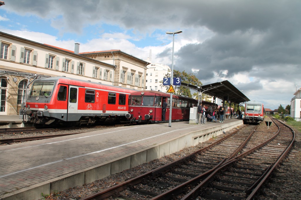 Großes Zugtreffen in Bad Dürkheim, es trafen sich am 19.09.2015 628 412, 798 829 und 628 463.