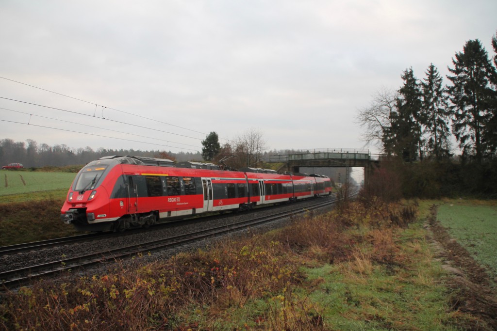 Ein TALENT 2 an einer Brücke bei Kirch-Göns, aufgenommen am 06.12.2015.