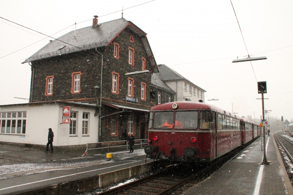 oberwesterwaldbahn_westerburg-ns_998_880_998-250_798-818_798-622_796-724_2015-03-06