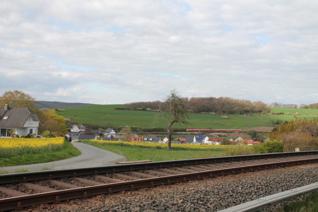 628 429 und 628 419 in der Hundstädter Kurve auf der Taunusbahn, aufgenommen am 23.04.2016.