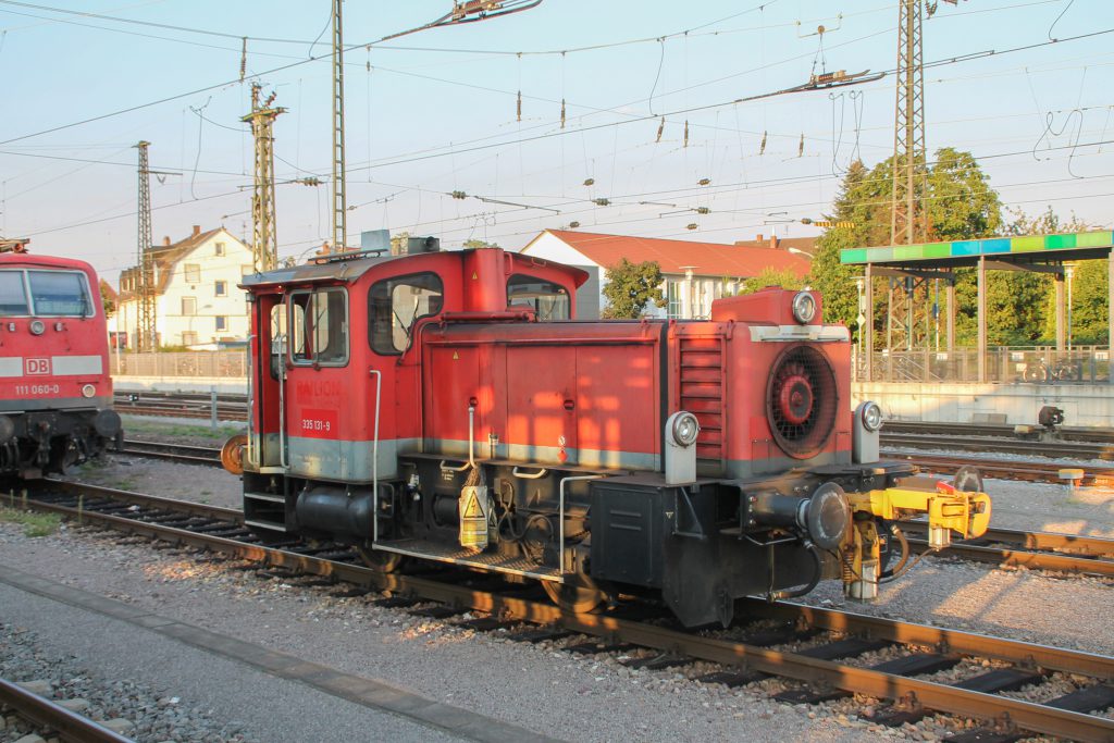 335 131 steht im Bahnhof Offenburg, aufgenommen am 10.09.2016.