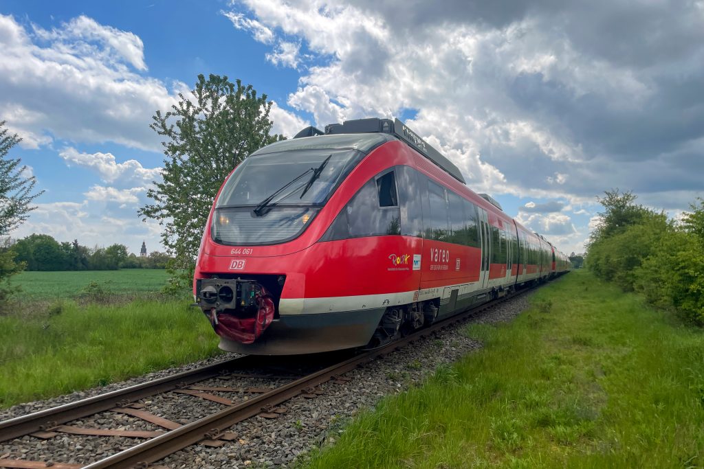 644 061 und zwei weitere 644 in der nähe von Rodheim, aufgenommen am 02.05.2023.