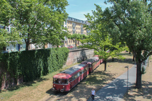 996 677, 798 589, 998 184 und 798 829 auf der Hafenbahn in Frankfurt, aufgenommen am 14.06.2015.