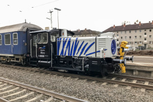 333 716 hängt am Zugschluss eines Zuges im Bahnhof Dillenburg, aufgenommen am 01.04.2017.