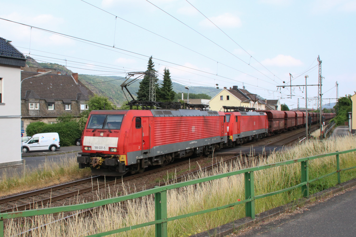 189 087 in Brohl auf der linken Rheinstrecke, aufgenommen am 17.06.2017.