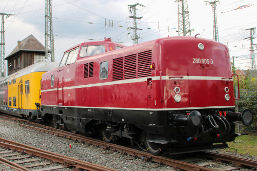 280 005 steht im DB-Museum in Nürnberg, aufgenommen am 03.09.2017.