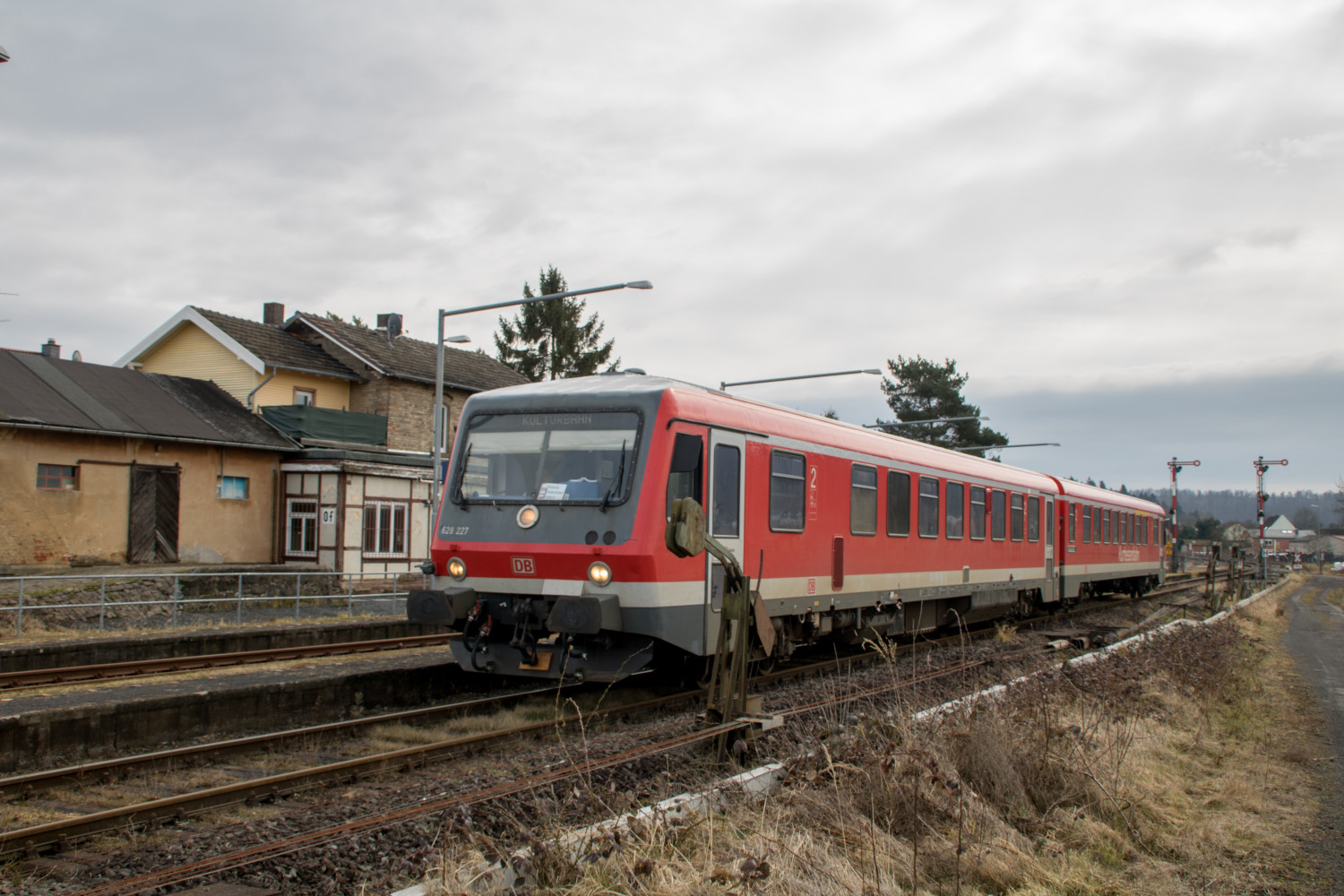 628 227 im Bahnhof Ober-Widdersheim, aufgenommen am 10.03.2018.
