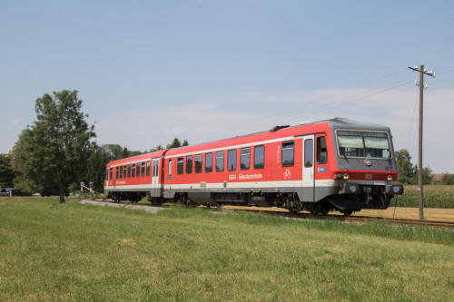 628 559 bei Altenmarkt auf der Traun-Alz-Bahn, aufgenommen am 20.07.2018.