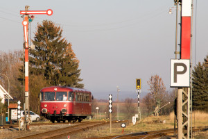 798 752 fährt in den Bahnhof Bahnhof Beienheim auf der Horlofftalbahn ein, aufgenommen am 20.01.2019.