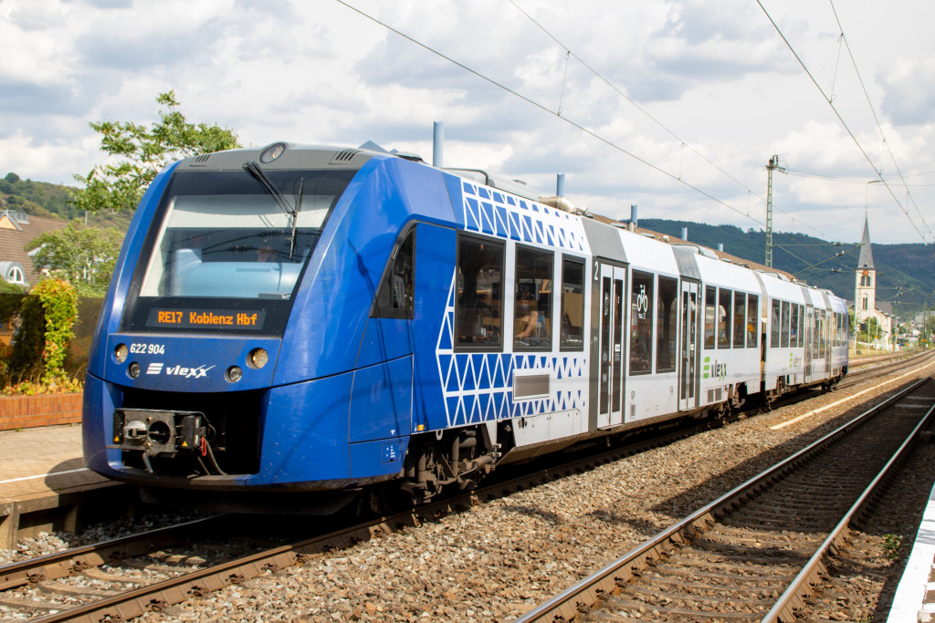 622 404 steht im Bahnhof Boppard ein, aufgenommen am 19.07.2020.