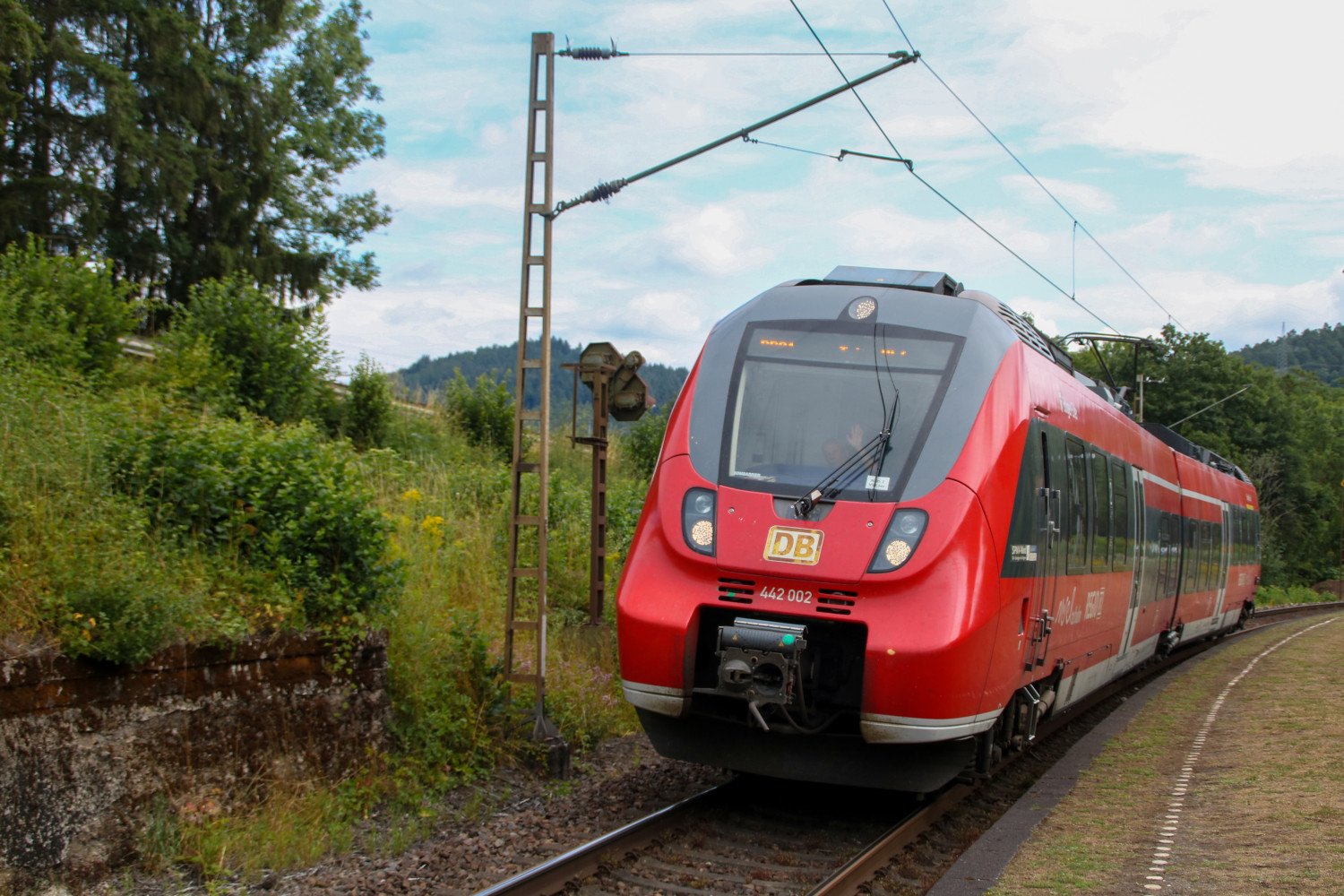 442 002 in Trier-Quint, aufgenommen am 15.07.2020.