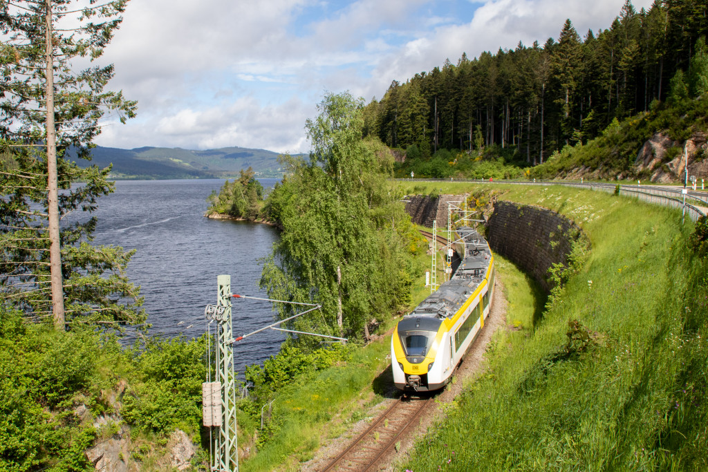 1440 177 bei Seebrugg auf der Dreiseenbahn, aufgenommen am 24.05.2022.