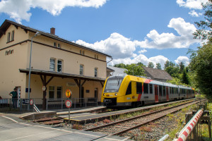 1622 011 in Fürfurt auf der Lahntalbahn, aufgenommen am 15.06.2024.
