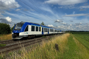 554 111 und 554 123 bei Bad Nauheim auf der Main-Weser-Bahn, aufgenommen am 10.07.2024.