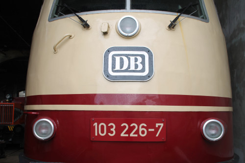 103 226, aufgenommen am 27.03.2016 im Bw Siegen.